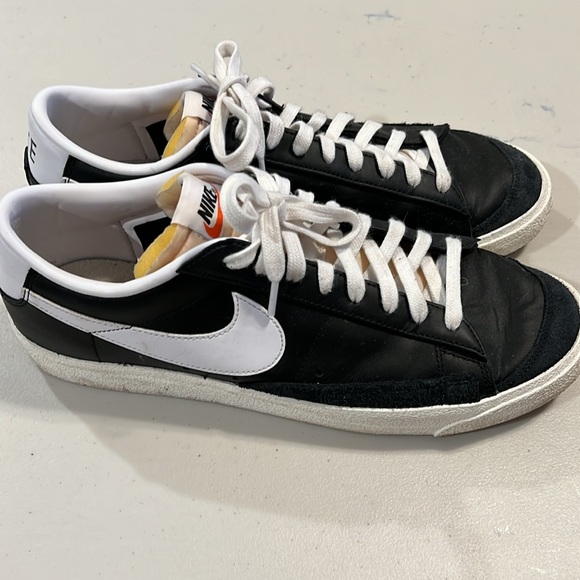 Nike Men’s sneakers black size 12 - Picture 6 of 9